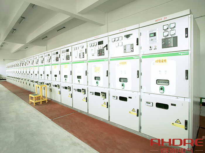 星銳齒輪MVnex高壓柜現(xiàn)場圖1 (2017提供的產品).jpg 星銳齒輪MVnex高壓柜現(xiàn)場圖1 (2017提供的產品).jpg