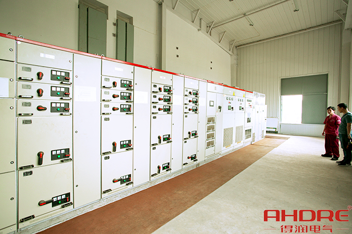 星銳齒輪MVnex高壓柜現(xiàn)場圖 (2017提供的產品).jpg 星銳齒輪MVnex高壓柜現(xiàn)場圖 (2017提供的產品).jpg