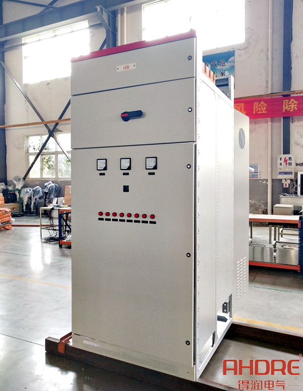 電壓電容補(bǔ)償裝置正面圖.jpg 電壓電容補(bǔ)償裝置正面圖.jpg