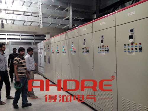 出口開關(guān)柜 開關(guān)柜 電話:4000551777 QQ:3176885416 出口開關(guān)柜 開關(guān)柜 電話:4000551777 QQ:3176885416