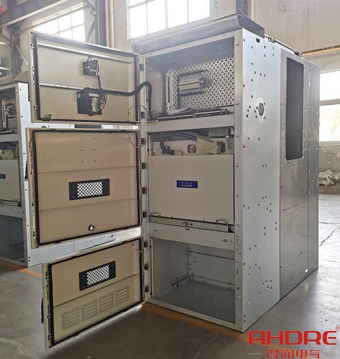 10KV中壓進線柜的正面圖.jpg 10KV中壓進線柜的正面圖.jpg